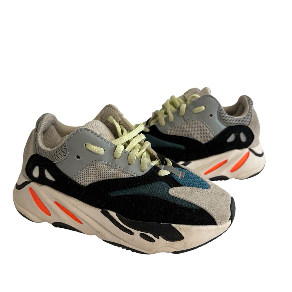 Adidas Kids Yeezy Wave Runner Sneakers